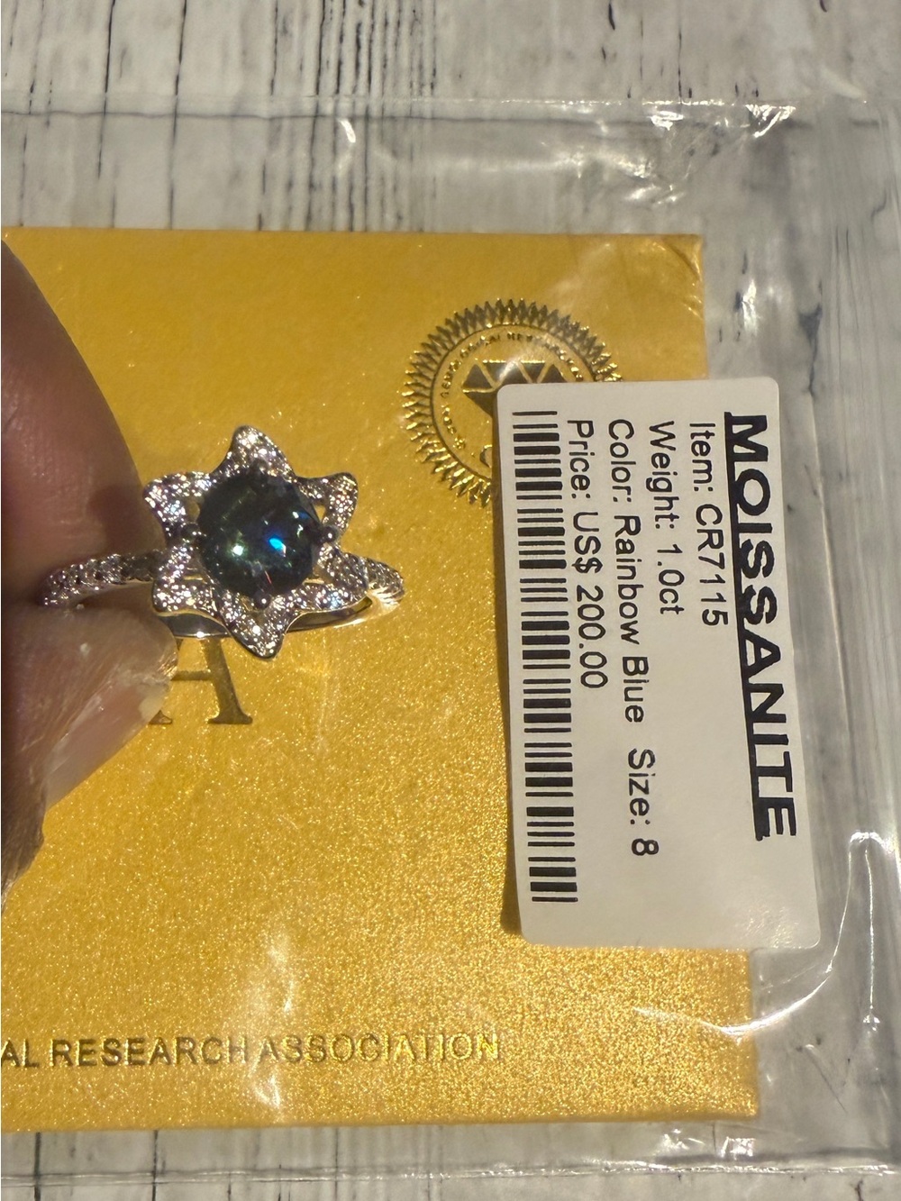 Moissanite Rainbow Blue Star Halo Ring - Sparkling Floral Design